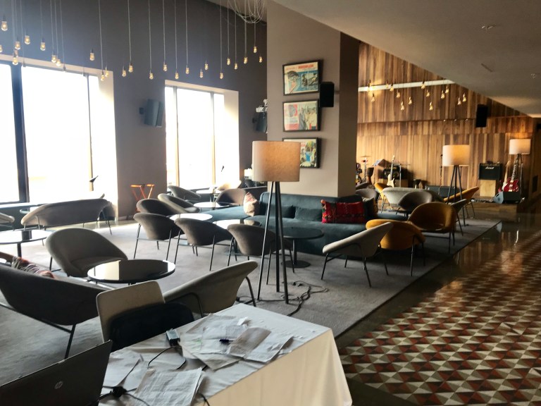 Radisson Blu Marrakech bar area